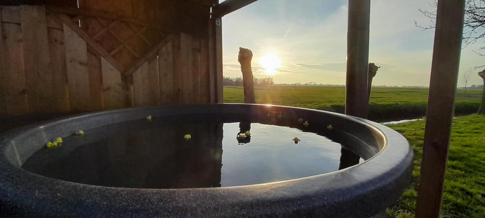 Stacaravan Op De Paardenboerderij Sneek Zewnętrze zdjęcie